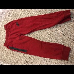 nike tech fleece joggers boys  XL